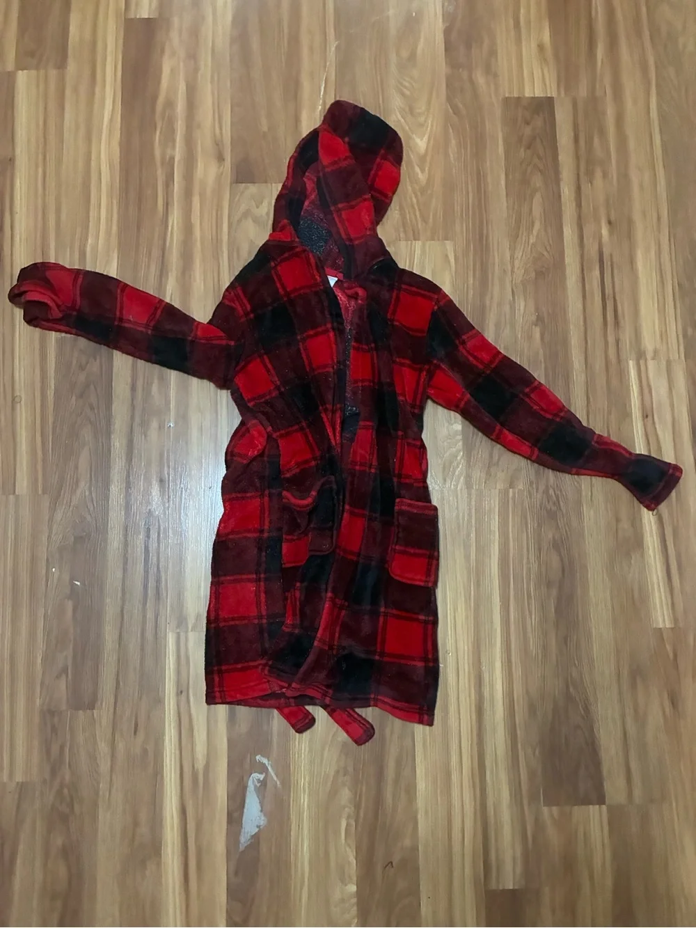 wonder nation Red and Black Plaid Hooded Fleece Robe